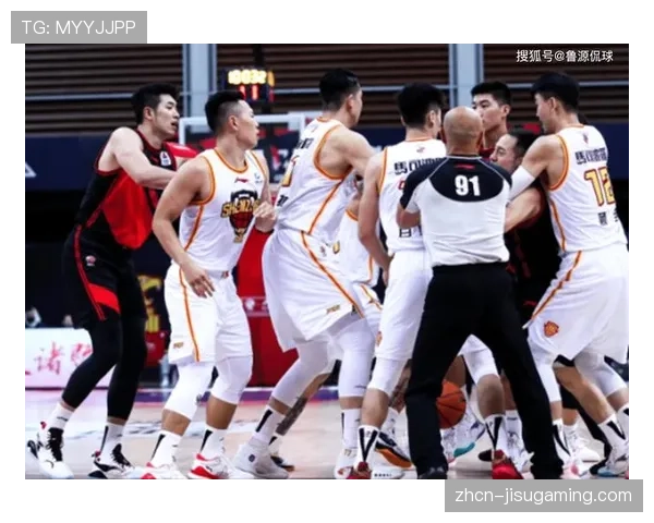 联盟罚单频出,球员赛场行为规范再受关注 联盟罚单频出,球员赛场行为规范再受关注