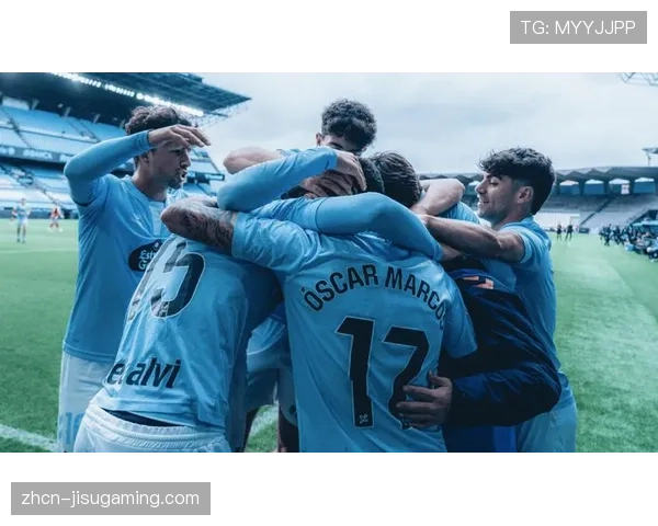 塞尔塔3-4-3开放体系与比利亚雷亚尔情境智慧的战术对比